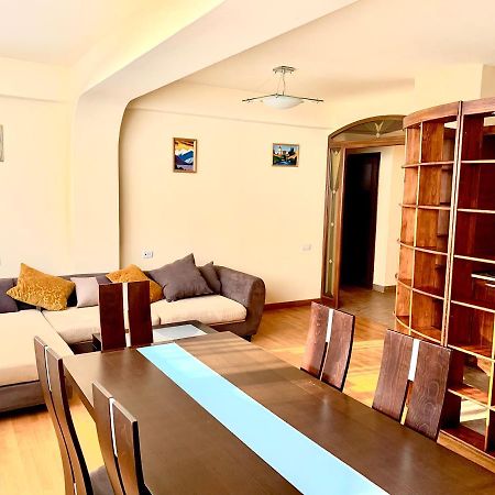 Apartment Amiryan Erevan Esterno foto